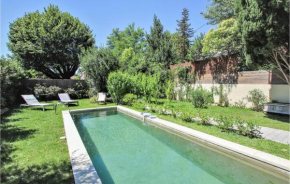Beautiful home in Avignon w/ Outdoor swimming pool, Outdoor swimming pool and 1 Bedrooms